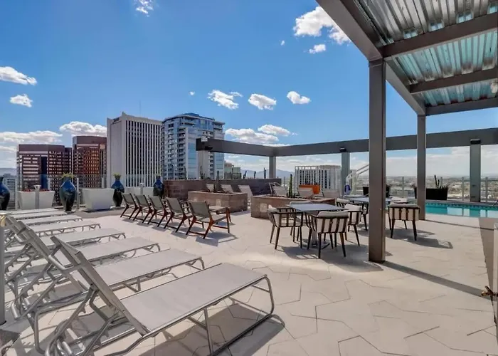 Boulevard Downtown Highrise Stu Sky Pool Parking Gym 06 Apartment Phoenix