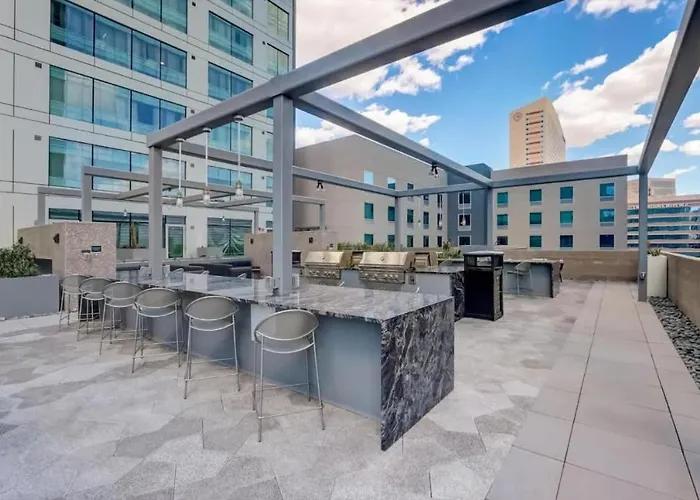 Boulevard Downtown Highrise Stu Sky Pool Parking Gym 06 Phoenix