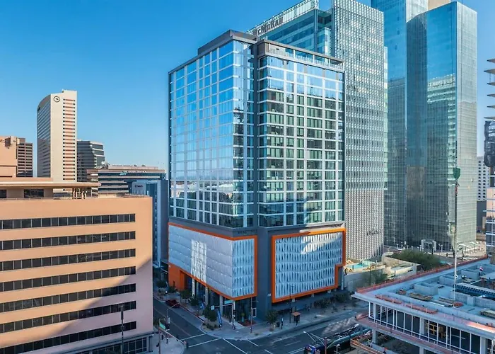 Apartment Boulevard Downtown Highrise Stu Sky Pool Parking Gym 06 Phoenix